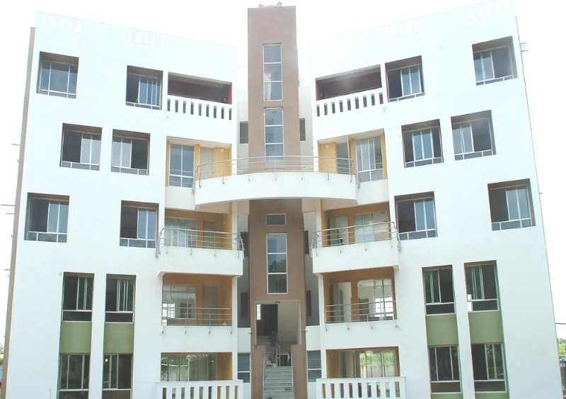 Piramal Glass Five Storey Excitative Accommodation