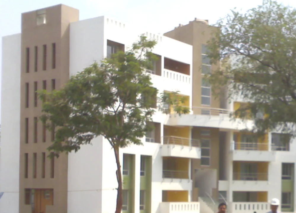 Piramal Glass 12 Room Manager Accommodation