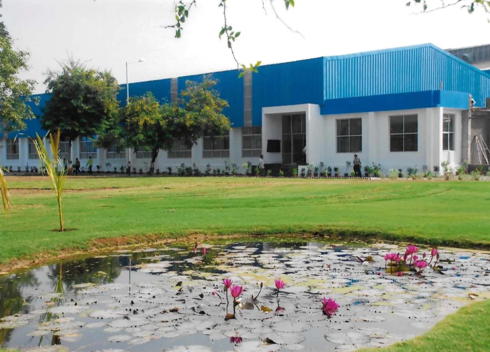Lamp Plant Building of Philips Electronics (I) Ltd., Vill. Kural